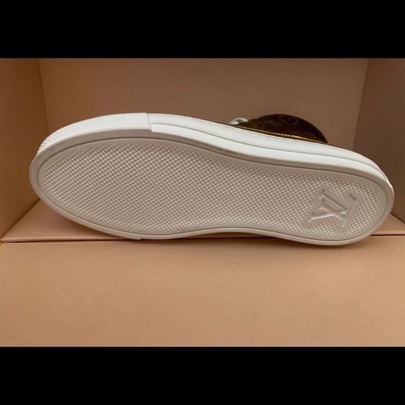 Louis Vuitton Stellar Sneakers - Picture 5 of 5
